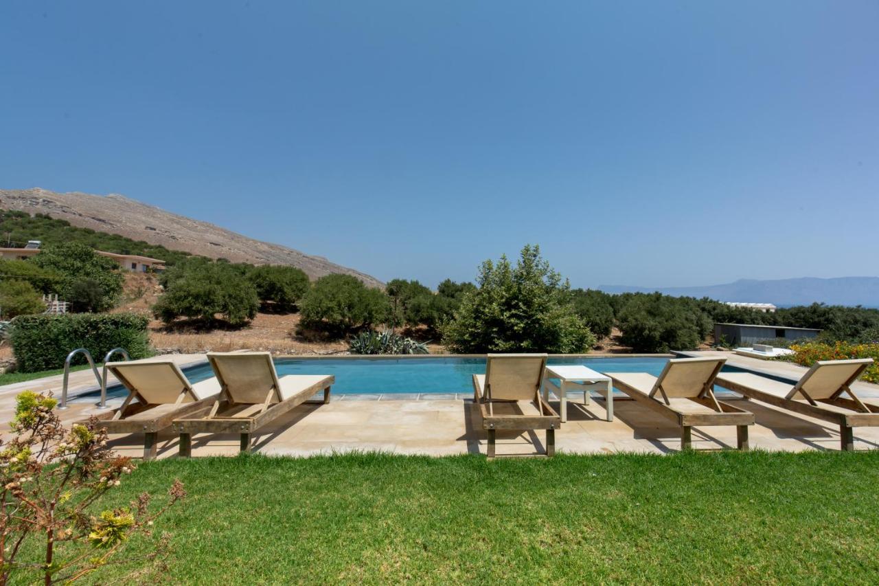 Agarathos Traditional Rooms - Pool - Kaliviani -On The Road To Balos Dış mekan fotoğraf