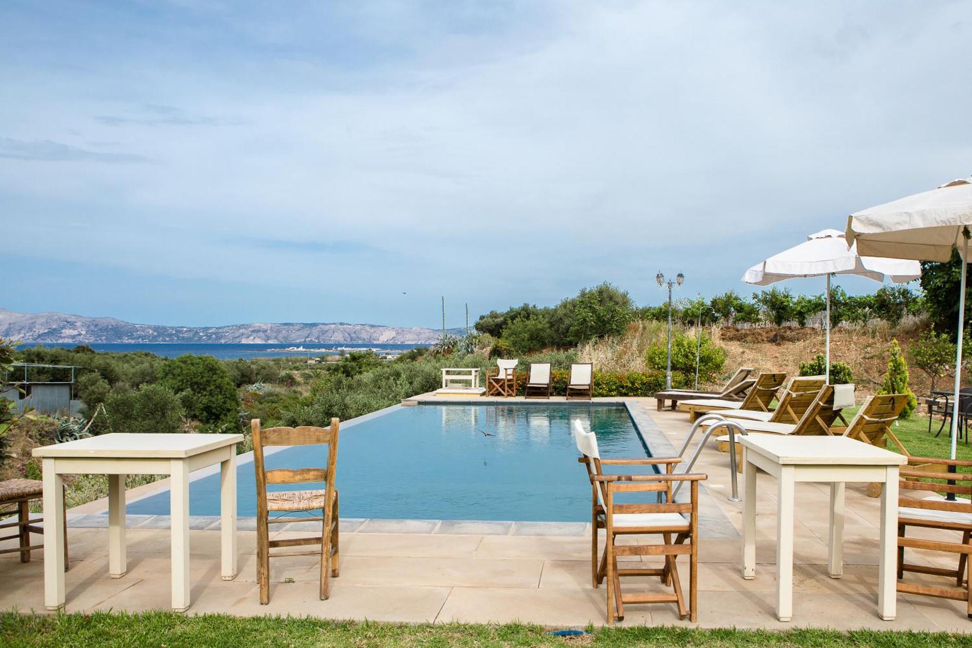 Agarathos Traditional Rooms With Pool Kalivianí Dış mekan fotoğraf