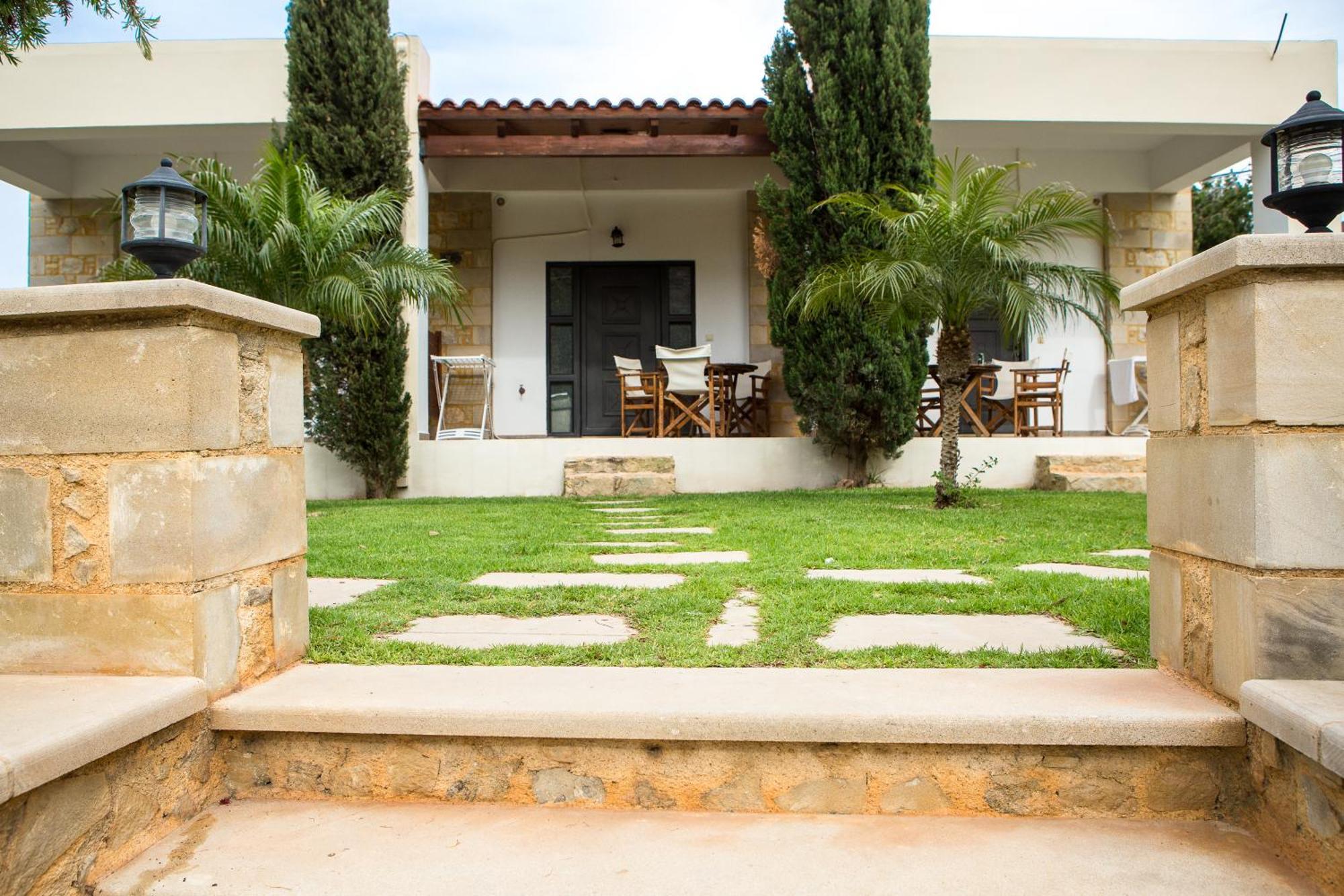 Agarathos Traditional Rooms With Pool Kalivianí Dış mekan fotoğraf