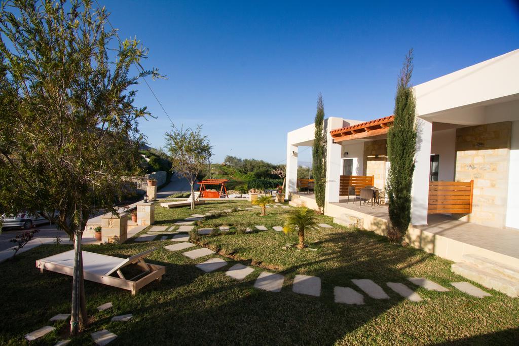 Agarathos Traditional Rooms - Pool - Kaliviani -On The Road To Balos Dış mekan fotoğraf