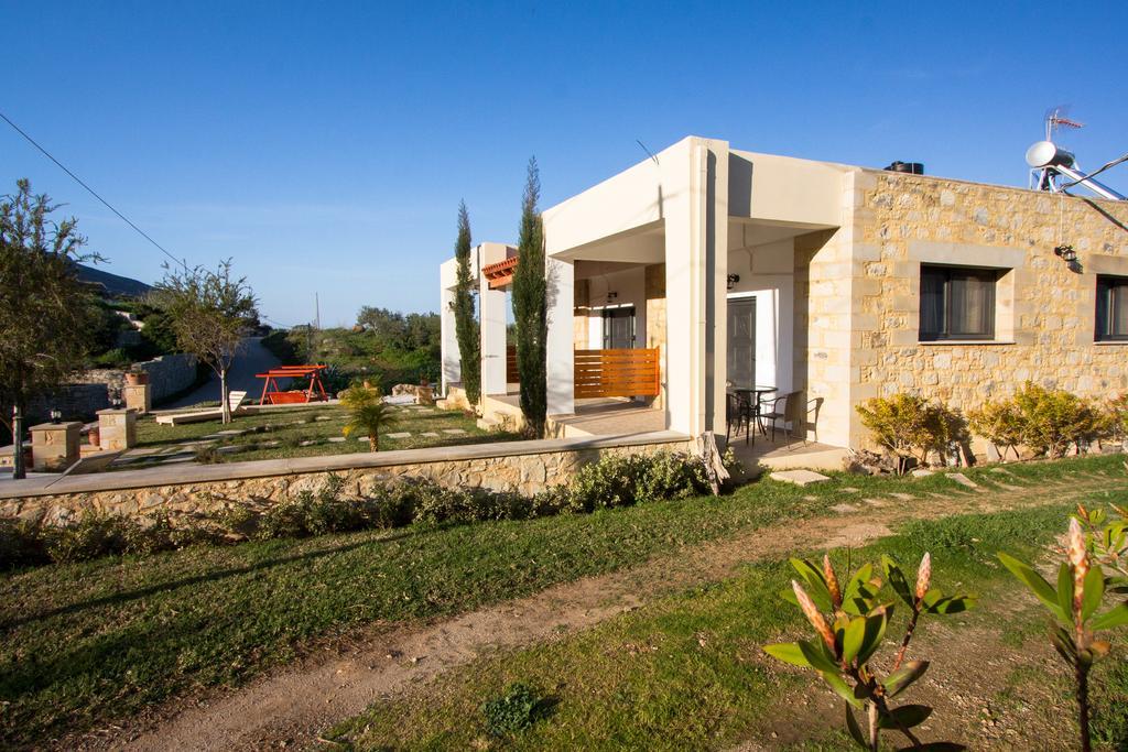 Agarathos Traditional Rooms With Pool Kalivianí Dış mekan fotoğraf