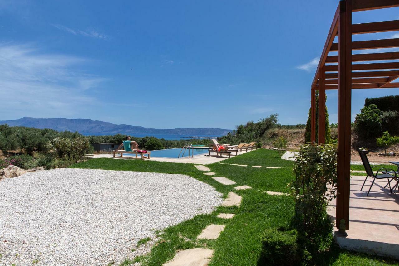 Agarathos Traditional Rooms - Pool - Kaliviani -On The Road To Balos Dış mekan fotoğraf